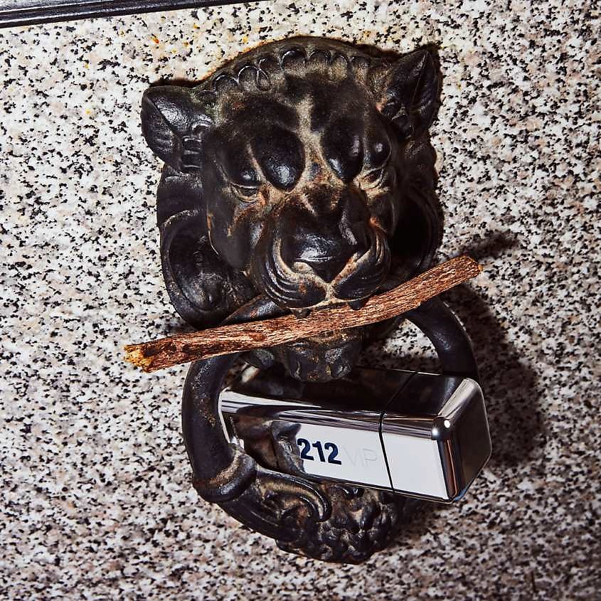 CAROLINA HERRERA 212 Vip Men – фото 6